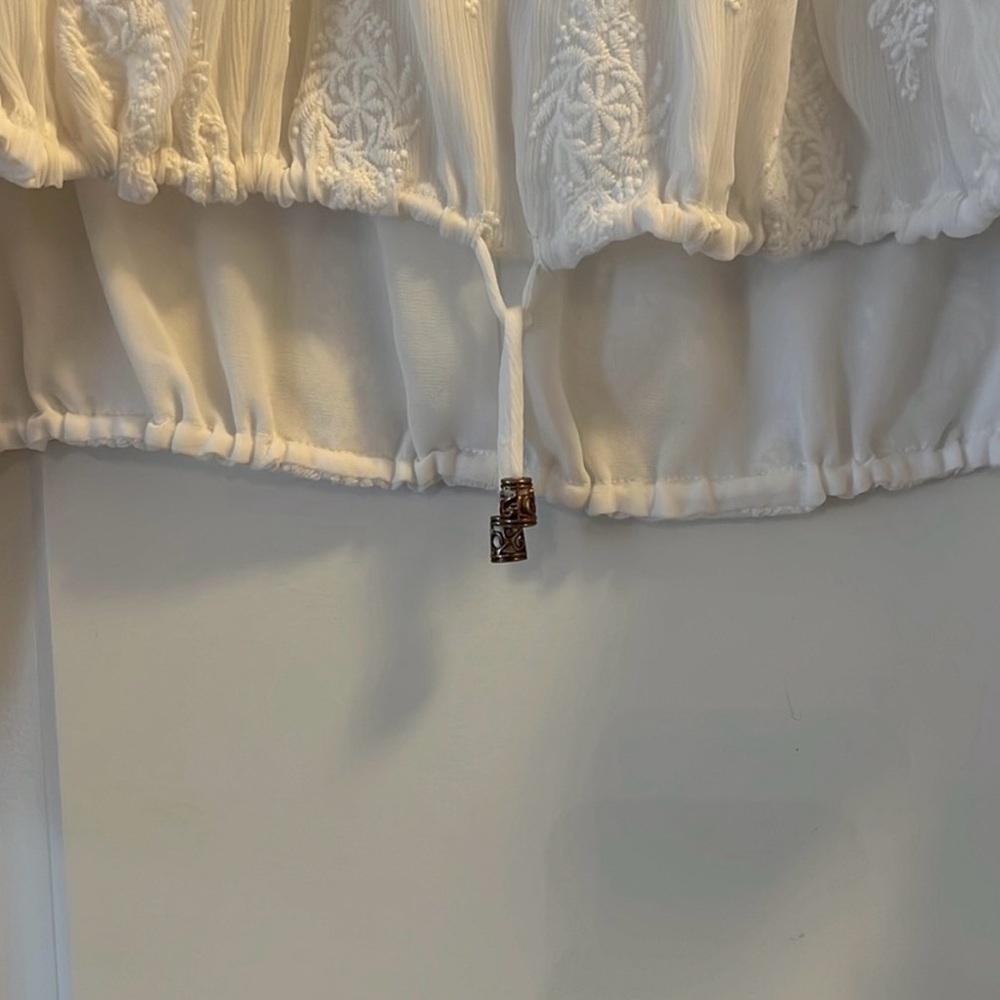 Zara white Blouse with Embroidered Details - Picture 3 of 8